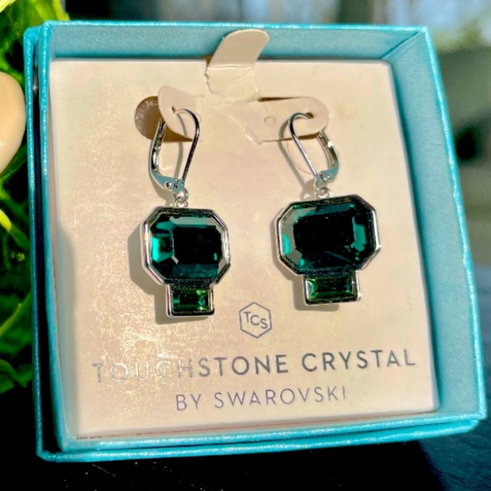 Touchstone Crystal Emerald Earrings Pretty & New in the Box-Never Worn